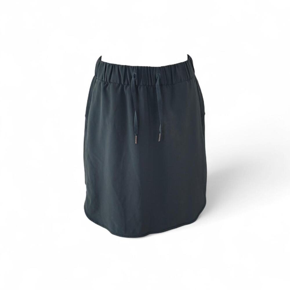 Lululemon On the fly midi skirt designed for loungewear casual travel size 6